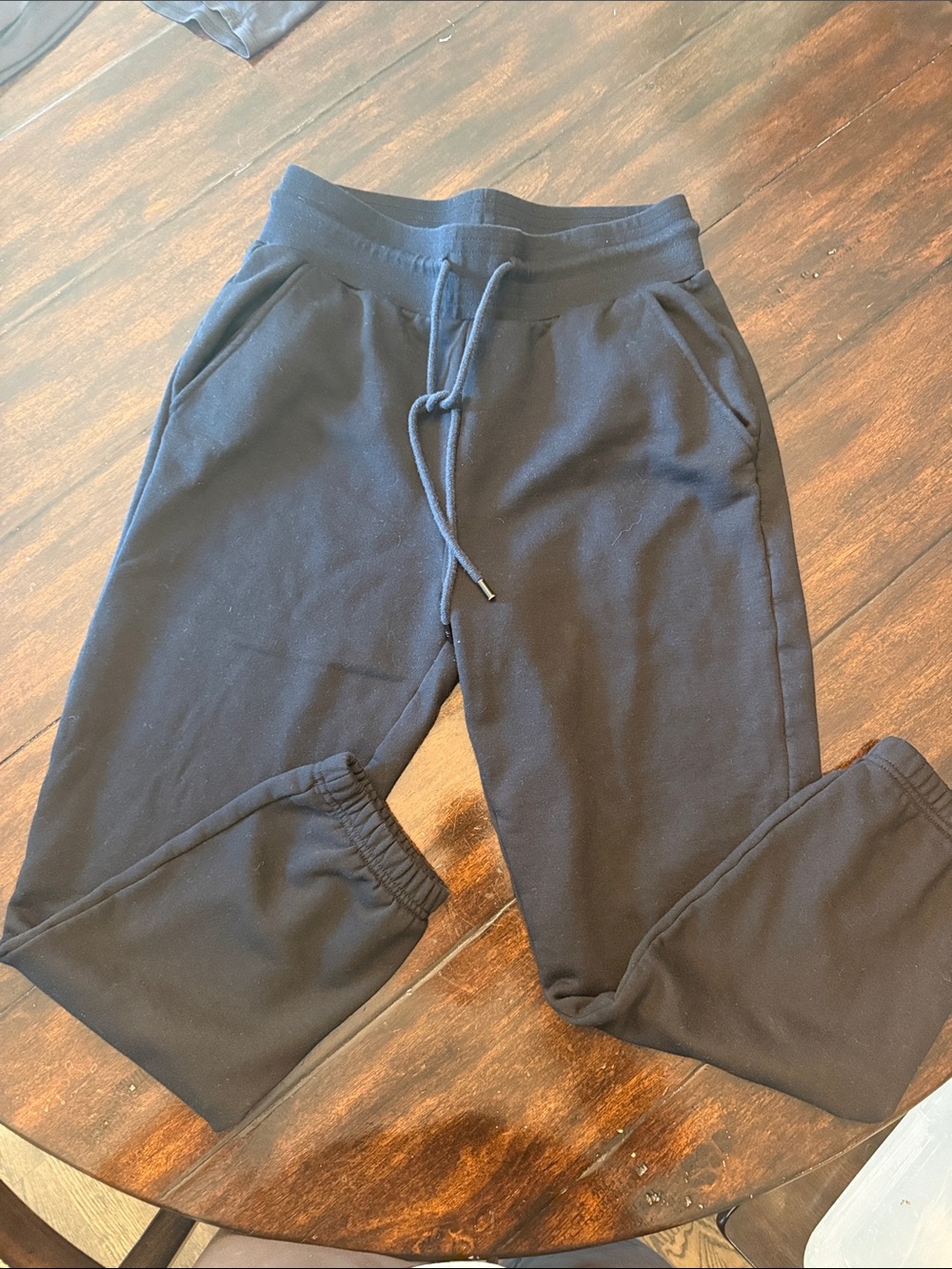 ALO Yoga Black Women’s Joggers with Drawstring